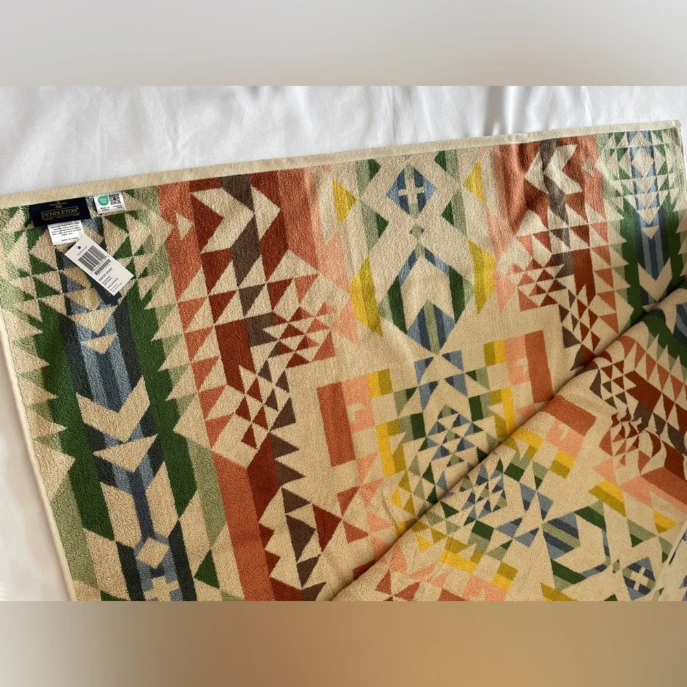 NWT Pendleton Jacquard Spa Towel Opal Springs Beach Pool XL 40x70 Oversized